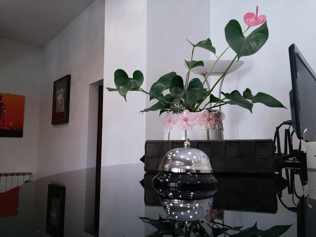 Hotel Le Rose Tivoli Terme Ngoại thất bức ảnh
